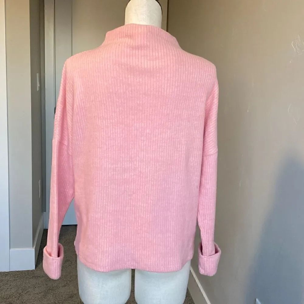 H&M Turtle Neck Sweater-New without tags - Picture 3 of 6